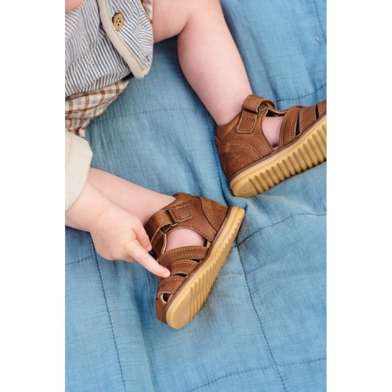 Sky Sandal Cognac Wheat 