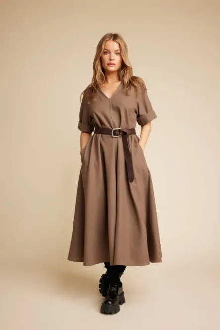 Hovedbilde Eva Wool Dress Brown Line Of Oslo 